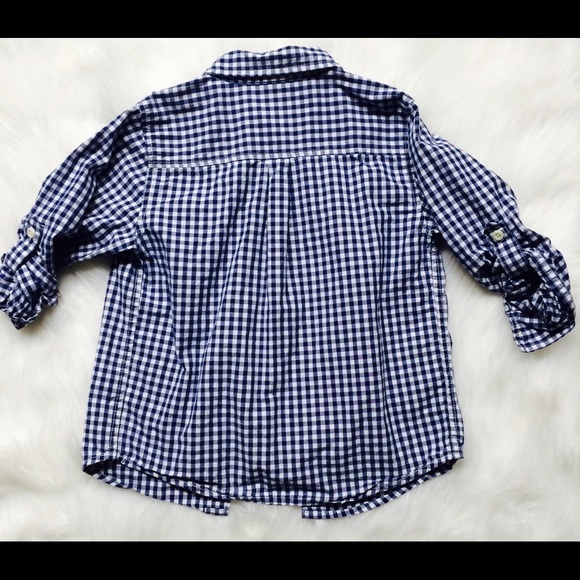 ⚽️Boys Blue Button Up Top⚽️ - Picture 2 of 3